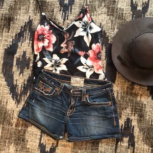 29 big star “Liv” shorts